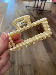 Pearl Hair Claw Clips