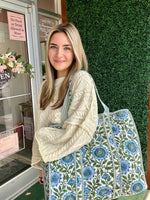 Load image into Gallery viewer, Large Quilted Bag
