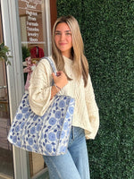 Load image into Gallery viewer, Large Quilted Bag
