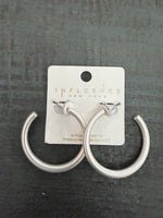 Load image into Gallery viewer, Hoop Earrings
