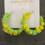 Load image into Gallery viewer, Flower Hoops

